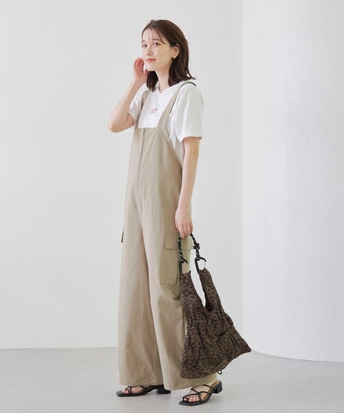 coen（コーエン）の「【UVカット / ストレッチ / 吸水速乾】マルチファンクション ジップサロペット（サロペット/オーバーオール・レディース・ベージュ/ブラック/オリーブ・L/M）」の11枚目の写真