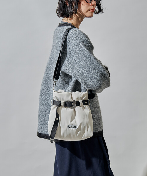 FREAK'S STORE（フリークスストア）の「OUTDOOR PRODUCTS × FREAK'S STORE/アウトドアプロダクツ 別注 2WAY コンチョベルトバッグ S/ショルダーバッグ（ショルダーバッグ・レディース・ブラック/ブラウン/オフホワイト/ナチュラル・ONE SIZE）」の6枚目の写真