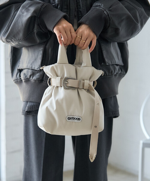 FREAK'S STORE（フリークスストア）の「OUTDOOR PRODUCTS × FREAK'S STORE/アウトドアプロダクツ 別注 2WAY コンチョベルトバッグ S/ショルダーバッグ（ショルダーバッグ・レディース・ブラック/ブラウン/オフホワイト/ナチュラル・ONE SIZE）」の15枚目の写真