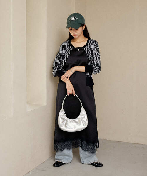 MARY QUANT黒 リボン付き キャミワンピース BFセール中！早い者勝ち セール】MARY QUANT × PUBLUX/マリークワント ワンポイント刺繍 裾