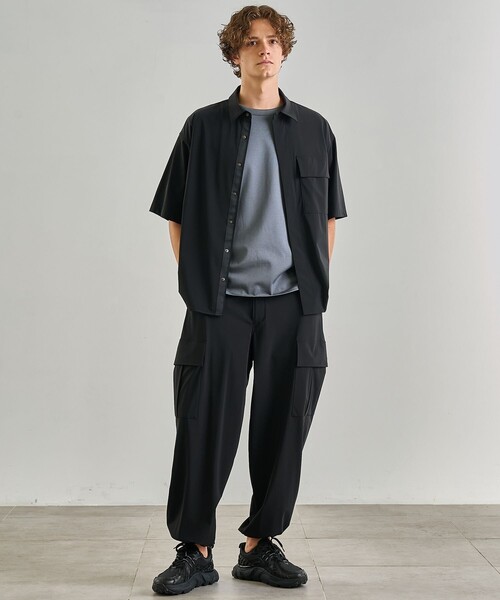 UNITED TOKYO（ユナイテッドトウキョウ）の「撥水ナイロントリコット　カーゴパンツ（カーゴパンツ・メンズ・ダークグレー/ブラック・1/2）」の15枚目の写真