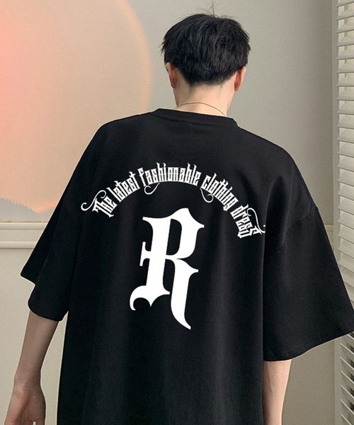 THE HITSS(ヒッツ)の「オールドイングリッシュ ロゴプリント オーバーサイズ Tシャツ バックプリントTシャツ(Tシャツ/カットソー・メンズ・ブラウン/ネイビー/ブラック・FREE)」の4枚目の写真