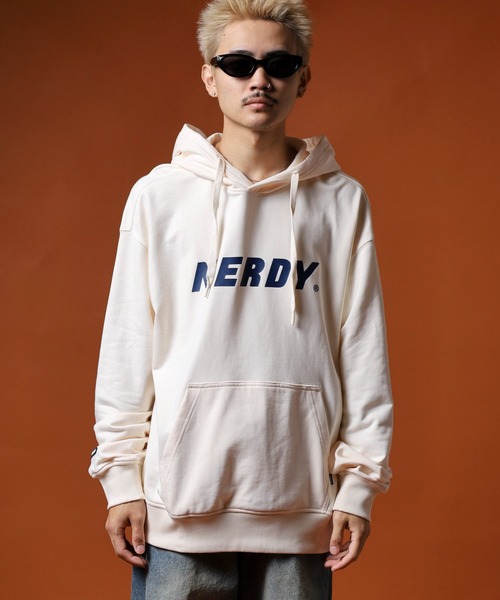 NERDY(ノルディ)の「ビッグロゴプルオーバーフーディ(パーカー・メンズ・ホワイト/ブラック/ライトパープル/ピンク・M/S/L)」の5枚目の写真