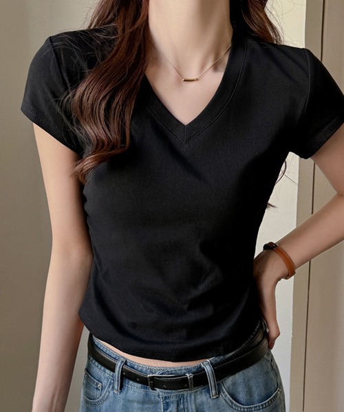 by LEGNA（バイレグナ）の「着痩せ見えベーシックトップス　Vネック（Tシャツ/カットソー・レディース・ブラック/グレー/ホワイト/グレイッシュベージュ/チャコール・MEDIUM/SMALL/LARGE/X-LARGE）」の11枚目の写真