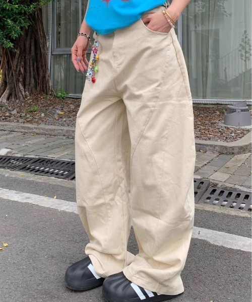 SHEENA(シーナ)の「バック刺繍ロゴカーブチノワイドパンツ(デニムパンツ・レディース・ベージュ・L/M/S)」の22枚目の写真