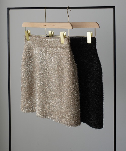 Louere(ルエレ)の「キラキラシャギーニットミニスカート(スカート・レディース・ベージュ/ブラック・LARGE/MEDIUM/SMALL)」の14枚目の写真
