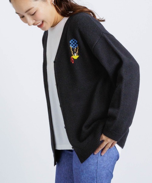 STUDIO PICONE(スタジオピッコーネ)の「ウール100%ピクセル刺繍ニットカーディガン(カーディガン/ボレロ・レディース・レッド/ベージュ/ブラック・M/L)」の12枚目の写真