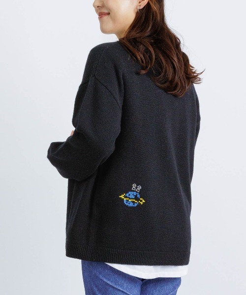 STUDIO PICONE(スタジオピッコーネ)の「ウール100%ピクセル刺繍ニットカーディガン(カーディガン/ボレロ・レディース・レッド/ベージュ/ブラック・M/L)」の13枚目の写真