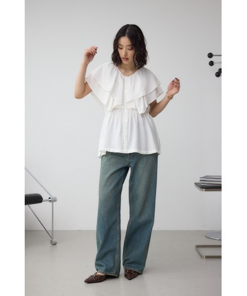 AZUL by moussy(アズールバイマウジー)の「ラッフルペプラムブラウス(シャツ/ブラウス・レディース・ブラック/アイボリー・FREE)」の13枚目の写真
