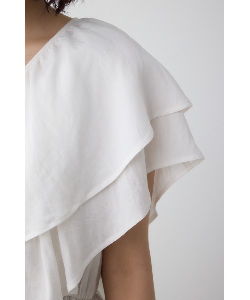 AZUL by moussy(アズールバイマウジー)の「ラッフルペプラムブラウス(シャツ/ブラウス・レディース・ブラック/アイボリー・FREE)」の19枚目の写真