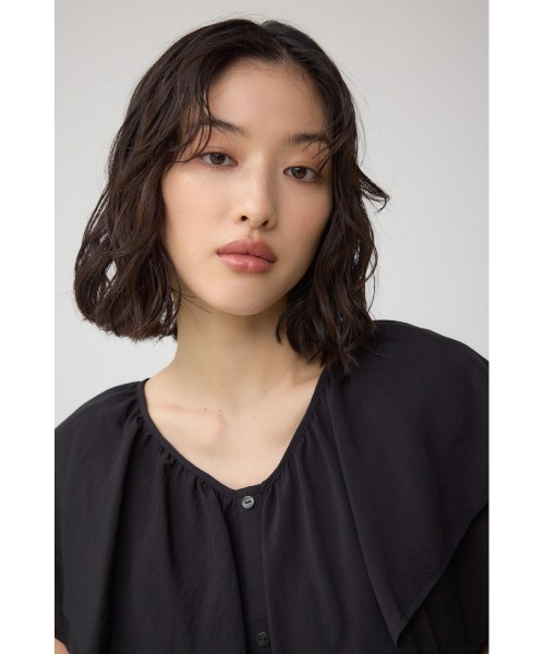 AZUL by moussy(アズールバイマウジー)の「ラッフルペプラムブラウス(シャツ/ブラウス・レディース・ブラック/アイボリー・FREE)」の21枚目の写真