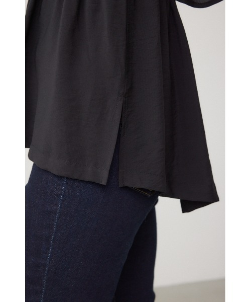 AZUL by moussy(アズールバイマウジー)の「ラッフルペプラムブラウス(シャツ/ブラウス・レディース・ブラック/アイボリー・FREE)」の10枚目の写真