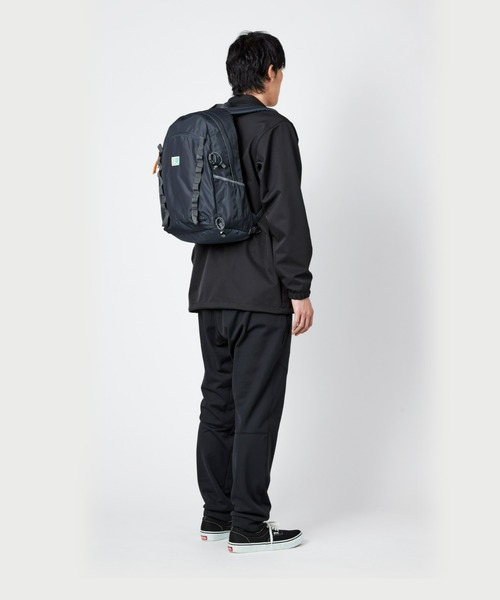 karrimor（カリマー）の「VT day pack F 25（バックパック/リュック・メンズ・ブラック/アイボリー系/チャコールグレー/ネイビー系・FREE）」の19枚目の写真
