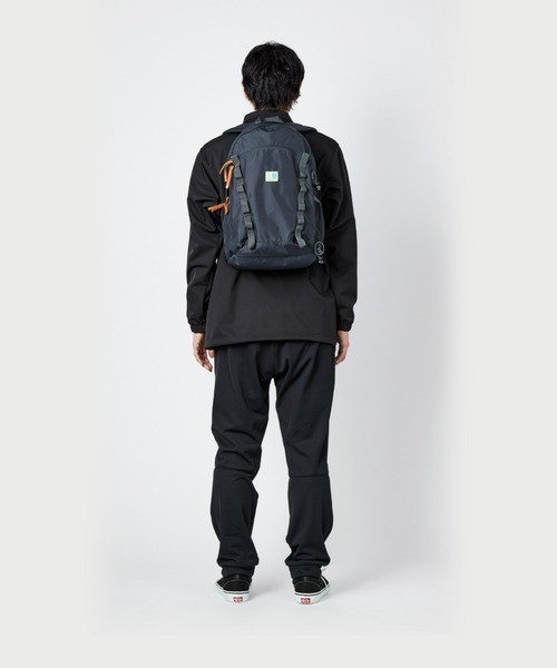 karrimor（カリマー）の「VT day pack F 25（バックパック/リュック・メンズ・ブラック/アイボリー系/チャコールグレー/ネイビー系・FREE）」の22枚目の写真