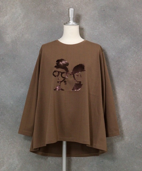 STUDIO PICONE(スタジオピッコーネ)の「スパンコールイレギュラーヘムプルオーバー(Tシャツ/カットソー・レディース・ブラウン/ブラック/ホワイト・M/L/LL)」の14枚目の写真