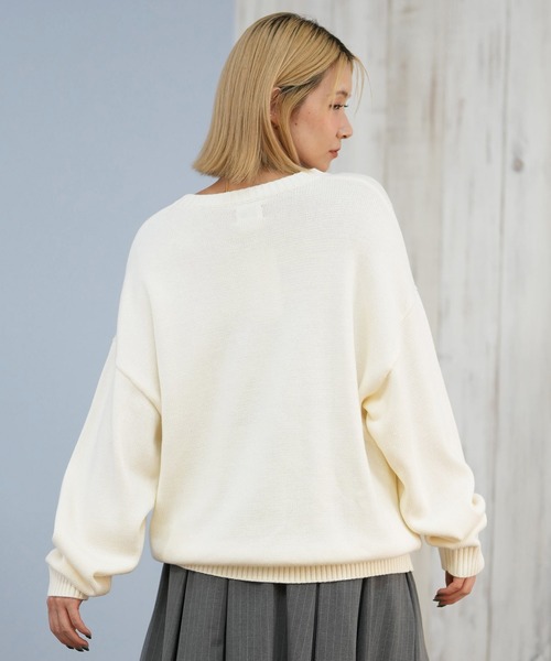 RVCA(ルーカ)の「RVCA/ルーカ BIG RVCA KNIT セーター BF044-650(ニット/セーター・レディース・ブラック/ホワイト・L/M)」の4枚目の写真