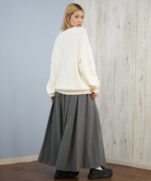 RVCA(ルーカ)の「RVCA/ルーカ BIG RVCA KNIT セーター BF044-650(ニット/セーター・レディース・ブラック/ホワイト・L/M)」の8枚目の写真
