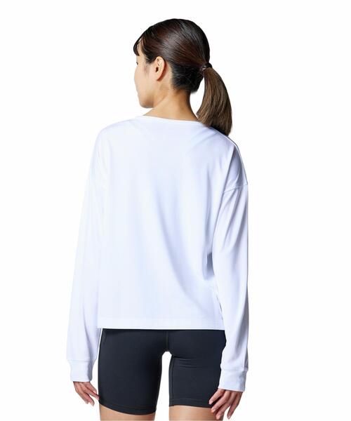 UNDER ARMOUR(アンダーアーマー)の「UAテック ロングスリーブ Tシャツ(トレーニング/レディース)(Tシャツ/カットソー・レディース・ホワイト・XL/L/M/S)」の2枚目の写真