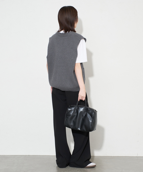 SLOBE IENA（スローブイエナ）の「パールニットベスト（ベスト・レディース・チャコールグレー/ブラック・FREE）」の16枚目の写真