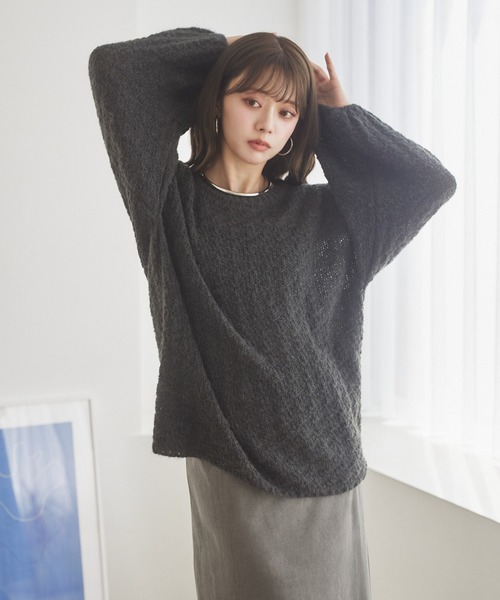 LAULEN(ローレン)の「texture volume sleeve knit /テクスチャーボリュームスリーブニット(ニット/セーター・レディース・ブラウン/チャコールグレー/ブラック・FREE)」の2枚目の写真