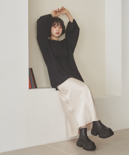 LAULEN(ローレン)の「texture volume sleeve knit /テクスチャーボリュームスリーブニット(ニット/セーター・レディース・ブラウン/チャコールグレー/ブラック・FREE)」の9枚目の写真