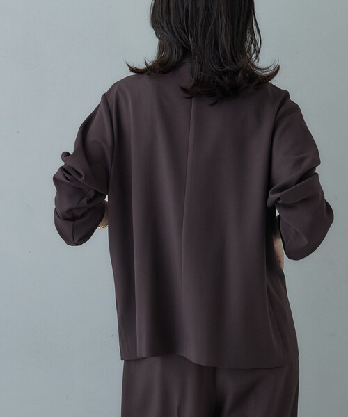 GALLEST（ギャレスト）の「Comfy SET UP｜ダブルブレストイージージャケット【セットアップ対応】（テーラードジャケット・レディース・ブラック/ブラウン系その他/ベージュ・40/38/36）」の9枚目の写真