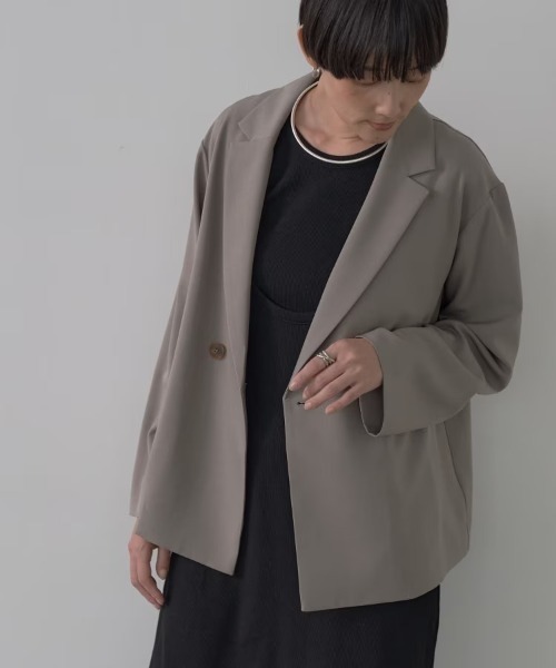 GALLEST（ギャレスト）の「Comfy SET UP｜ダブルブレストイージージャケット【セットアップ対応】（テーラードジャケット・レディース・ブラック/ブラウン系その他/ベージュ・40/38/36）」の3枚目の写真