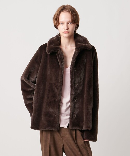AEWEN MATOPH（イウエン マトフ）の「＜AEWEN MATOPH＞フェイクファーショートコート（その他アウター・レディース・ダークブラウン/ブラック・36/38）」の6枚目の写真