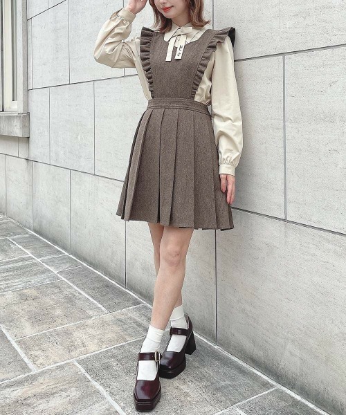 F i.n.t（フィント）の「バックリボン2wayエプロンジャンパースカート（ジャンパースカート・レディース・ブラウン/グレー・FREE）」の12枚目の写真