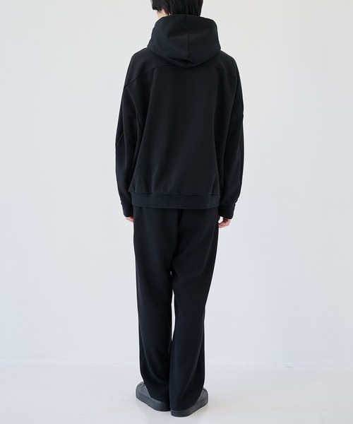 ATTACHMENT（アタッチメント）の「【ATTACHMENT/アタッチメント】CO STRECH TERRY ZIP UP HOODIE（パーカー・メンズ・ブラック/チャコールグレー・2/3）」の6枚目の写真