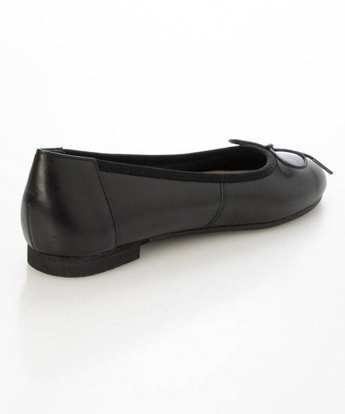 Fin(フィン)の「本革ラウンドバレエシューズ【低反発スポンジ入り】(バレエシューズ・レディース・レッド/ブラック/シルバー・22.5cm/23cm/23.5cm/24cm/24.5cm/25cm)」の5枚目の写真