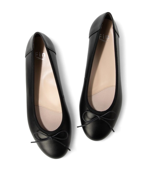 Fin(フィン)の「本革ラウンドバレエシューズ【低反発スポンジ入り】(バレエシューズ・レディース・レッド/ブラック/シルバー・22.5cm/23cm/23.5cm/24cm/24.5cm/25cm)」の14枚目の写真