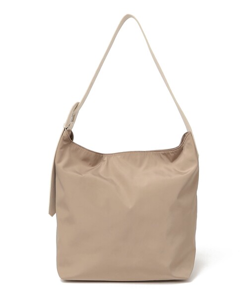 SHIPS（シップス）の「【WEB限定】ベルト デザイン ハンドル A4 トート バッグ（トートバッグ・レディース・ベージュ/ブラック・ONE SIZE）」の18枚目の写真