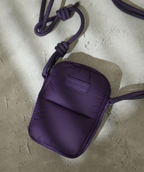 HUNTER（ハンター）の「HUNTER イントレピッド エクストラ パフド フォンポーチ（ショルダーバッグ・レディース・オフホワイト/パープル/ブラック・FREE）」の3枚目の写真