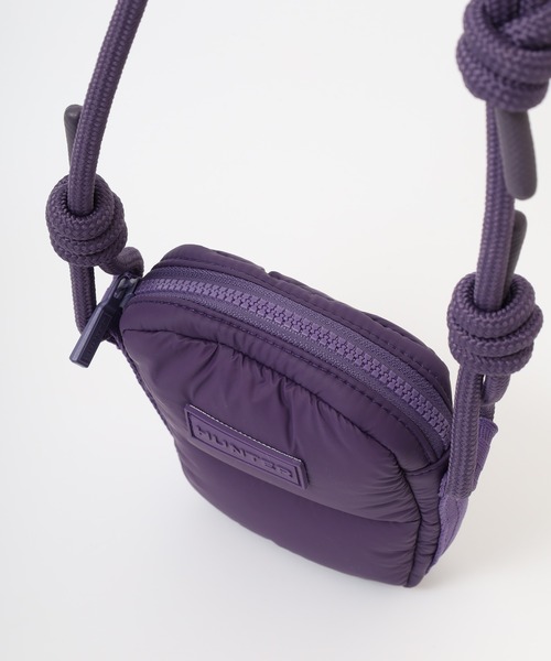 HUNTER（ハンター）の「HUNTER イントレピッド エクストラ パフド フォンポーチ（ショルダーバッグ・レディース・オフホワイト/パープル/ブラック・FREE）」の11枚目の写真