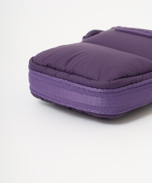 HUNTER（ハンター）の「HUNTER イントレピッド エクストラ パフド フォンポーチ（ショルダーバッグ・レディース・オフホワイト/パープル/ブラック・FREE）」の16枚目の写真