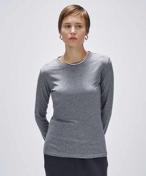 cloenc（クロエンス）の「【手洗い可】ウール混クルーネックプルオーバー（Tシャツ/カットソー・レディース・グレー系4/ブラック/ベージュ系8/オフホワイト・02）」の17枚目の写真