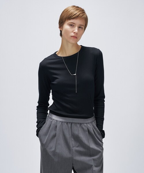 cloenc（クロエンス）の「【手洗い可】ウール混クルーネックプルオーバー（Tシャツ/カットソー・レディース・グレー系4/ブラック/ベージュ系8/オフホワイト・02）」の22枚目の写真