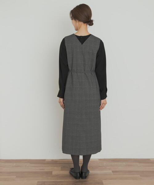 URBAN RESEARCH DOORS（アーバンリサーチドアーズ）の「『UR TECH』ツイルフレアジャンパースカート（ワンピース・レディース・チェック/ブラック・MEDIUM）」の9枚目の写真