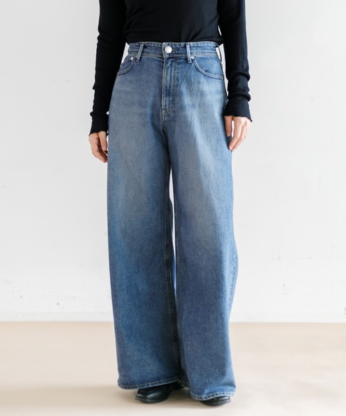 YANUK(ヤヌーク)の「YANUK ルーズバギー "KATE"(デニムパンツ・レディース・ブルー/グレー/サックスブルー・24/25/23)」の3枚目の写真