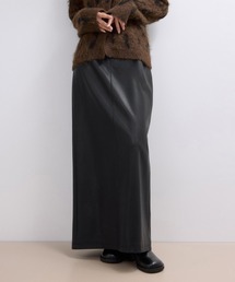 【WEB限定】シンセティックレザータイトスカート