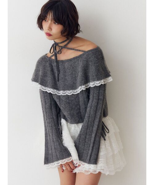 jouetie(ジュエティ)の「フリルレースオフショルニットトップス(ニット/セーター・レディース・アイボリー/ブラック/グレー・MEDIUM)」の7枚目の写真