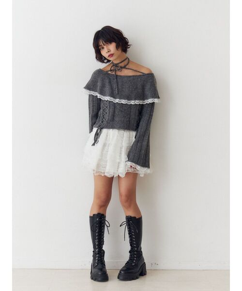 jouetie(ジュエティ)の「フリルレースオフショルニットトップス(ニット/セーター・レディース・アイボリー/ブラック/グレー・MEDIUM)」の10枚目の写真