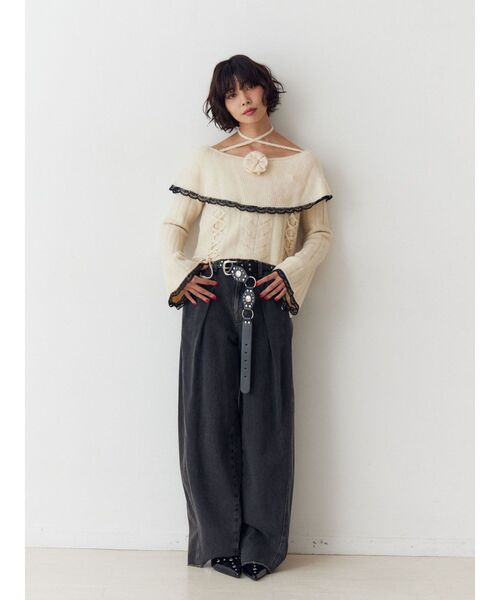 jouetie(ジュエティ)の「フリルレースオフショルニットトップス(ニット/セーター・レディース・アイボリー/ブラック/グレー・MEDIUM)」の15枚目の写真