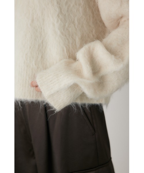 crie conforto（クリーコンフォルト）の「シャギープルオーバー　ニット / 長袖 / 冬服（ニット/セーター・レディース・グレー/オフホワイト/ピンク・FREE）」の16枚目の写真