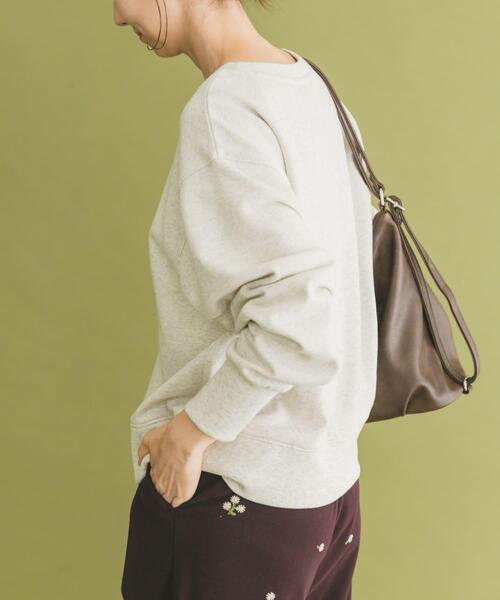 ITEMS URBANRESEARCH(アイテムズ アーバンリサーチ)の「フォトプリントスウエット(スウェット・レディース・ブラウン/オフホワイト/チャコールグレー・FREE)」の5枚目の写真