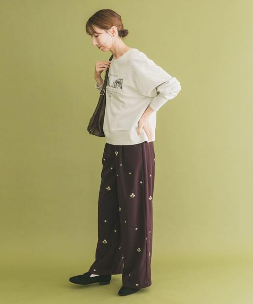 ITEMS URBANRESEARCH(アイテムズ アーバンリサーチ)の「フォトプリントスウエット(スウェット・レディース・ブラウン/オフホワイト/チャコールグレー・FREE)」の10枚目の写真