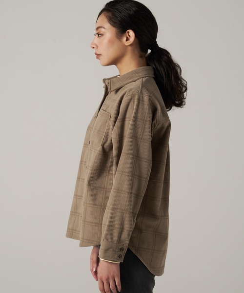 Eddie Bauer（エディーバウアー）の「イージーデイズ コーデュロイ シャツ（シャツ/ブラウス・レディース・バーガンディー/ベージュ/オフホワイト・S/XL/L/M）」の11枚目の写真