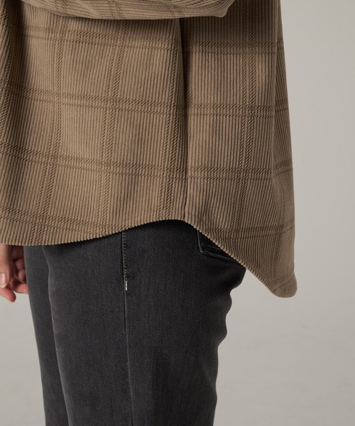 Eddie Bauer（エディーバウアー）の「イージーデイズ コーデュロイ シャツ（シャツ/ブラウス・レディース・バーガンディー/ベージュ/オフホワイト・S/XL/L/M）」の17枚目の写真
