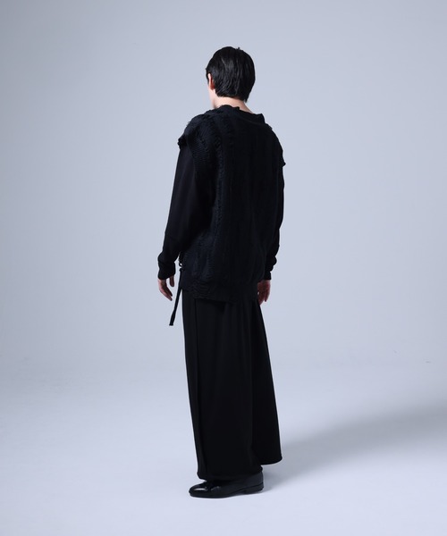 Ruze(ルゼ)の「Side zip damage knit vest / サイドジップ ダメージ ニットベスト(ニット/セーター・メンズ・ブラック・FREE)」の7枚目の写真